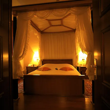 ホテル Mozart オパティヤ