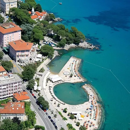 Otel Mozart 4*
